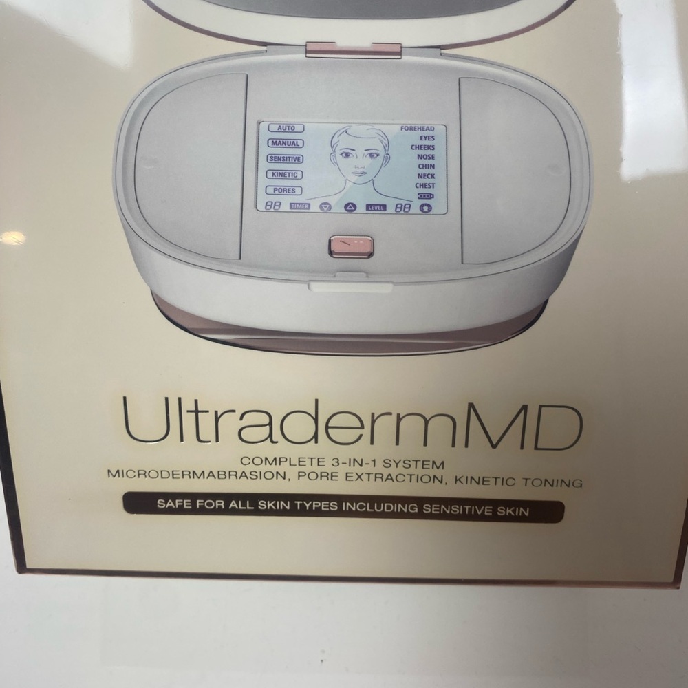 Trophy Skin Ultraderm MD Microdermabrasion, Pore Extraction, Skin Toning NEW! - Picture 2 of 4